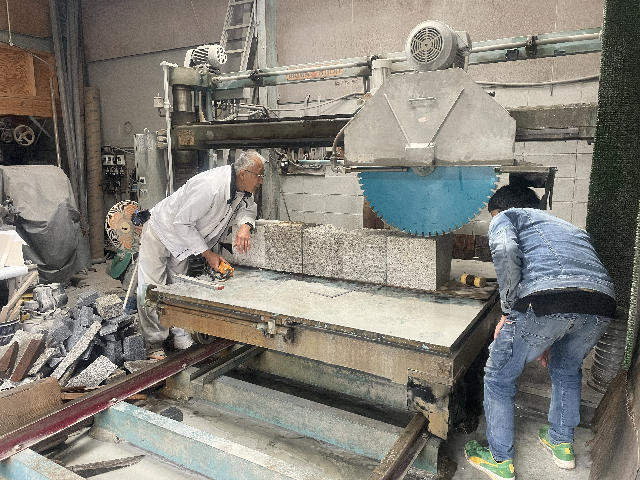 加工面以外の切削風景